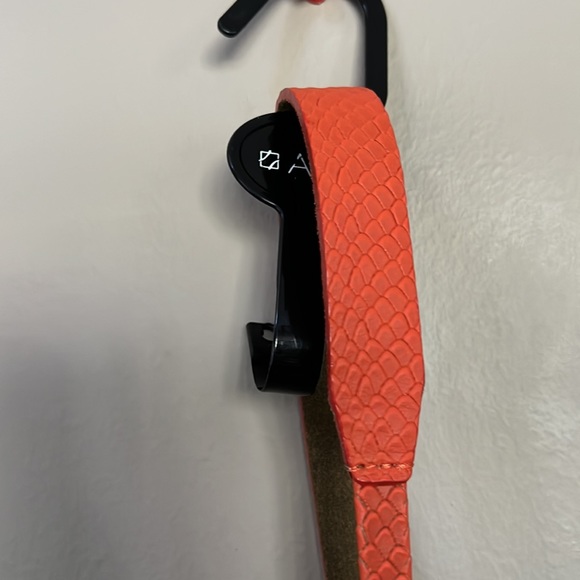 ADA Collection SKINNY WRAP LEATHER BELT - Picture 7 of 13